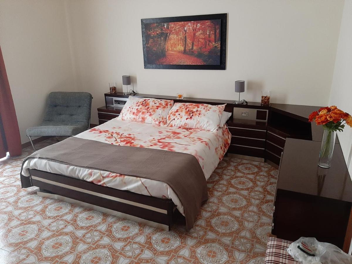 Etna Sicilian House Apartman Linguaglossa Kültér fotó